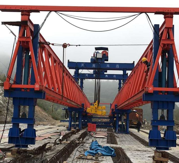 黑龍江邦中建筑材料科技有限公司，雙鴨山市集賢縣省道工程，采購全新式GYLQ40m-200t架橋機(jī)