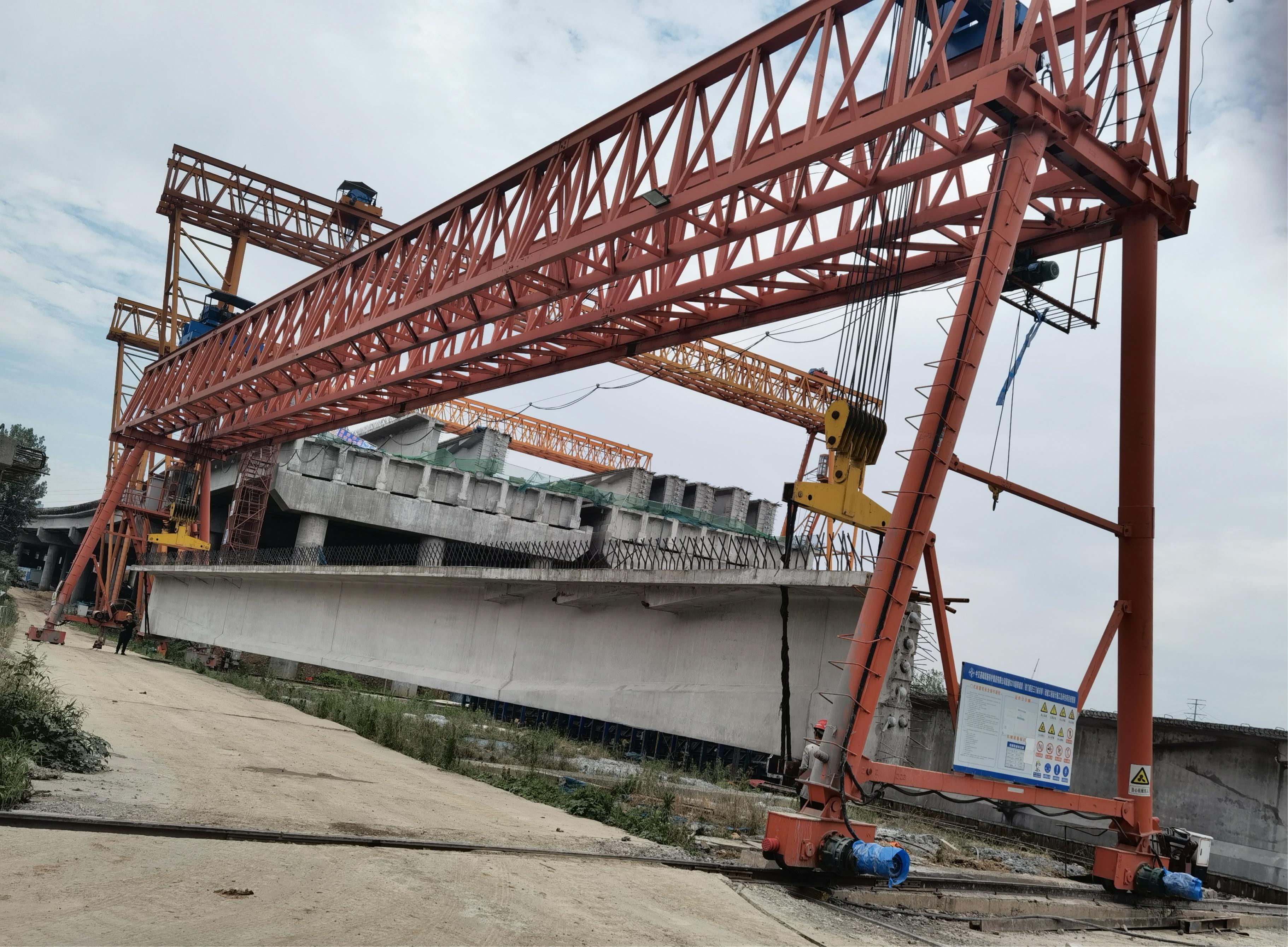 雙梁龍門吊出現重物自墜怎么回事?