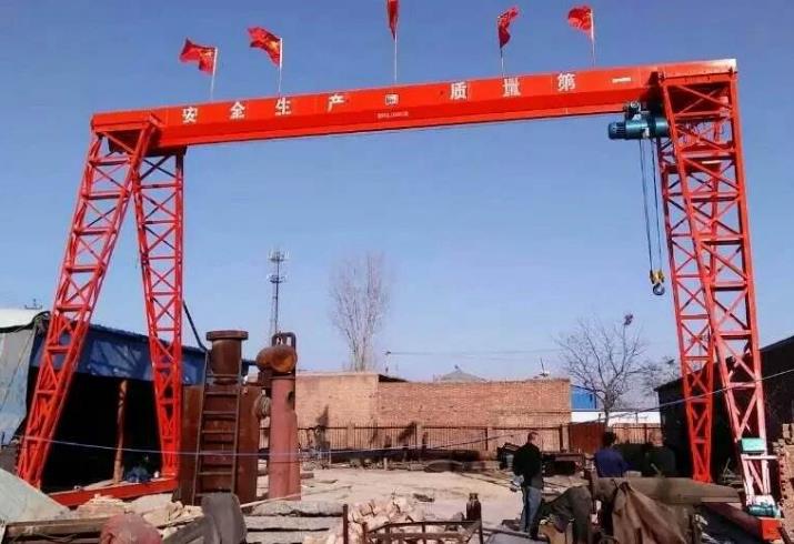 MHGY10噸上包下花葫蘆龍門軌道有安裝標(biāo)準(zhǔn)嗎？都有幾種方法？