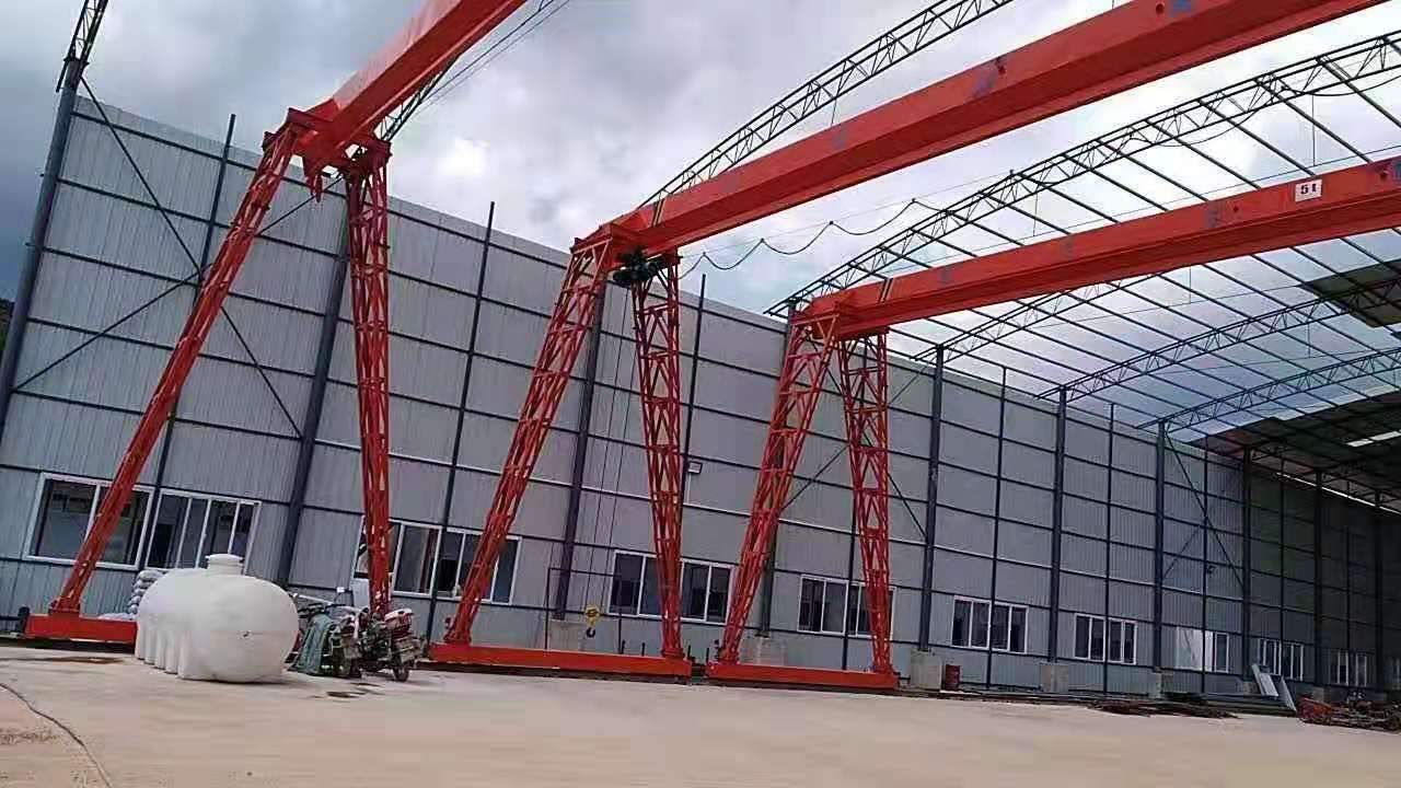 MHGY10噸上包下花葫蘆龍門在冬季的時(shí)候該怎么保養(yǎng)？需要注意哪些問題？